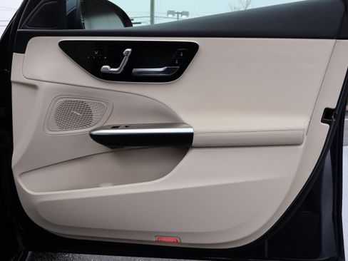 Used 2023 Mercedes-Benz C 300 4MATIC Sedan image 25