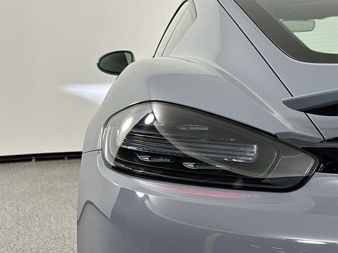 Certified 2025 Porsche 718 Cayman GT4 image 16