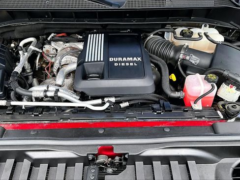 Used 2024 Chevrolet Silverado 1500 High Country w/ High Country Premium Package AWD/4WD image 33