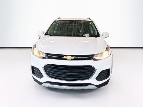 Used 2020 Chevrolet Trax LT image 4