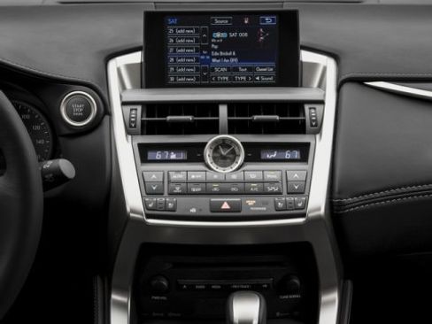 Used 2016 Lexus NX 200t FWD image 9