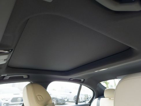 New 2026 BMW 330i Sedan w/ Convenience Package image 16