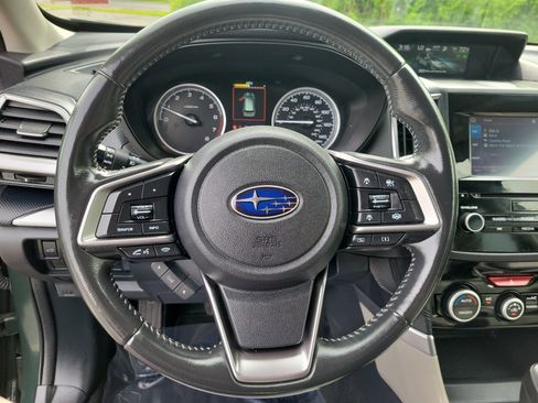 Used 2023 Subaru Forester Premium AWD/4WD image 21