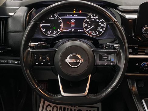 Used 2025 Nissan Pathfinder SV AWD/4WD image 15