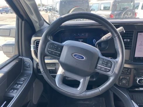 Used 2024 Ford F250 Lariat w/ Sport Appearance Package AWD/4WD image 15