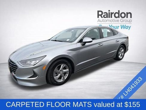 Used 2020 Hyundai Sonata SE w/ Cargo Package FWD image 3