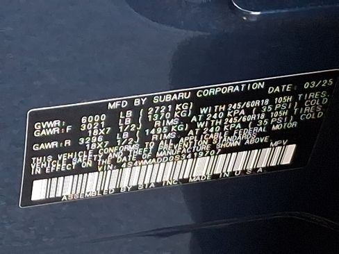 Certified 2025 Subaru Ascent Premium AWD/4WD image 28