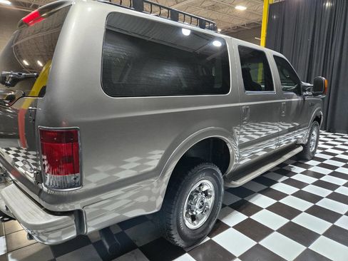 Used 2004 Ford Excursion Limited image 33