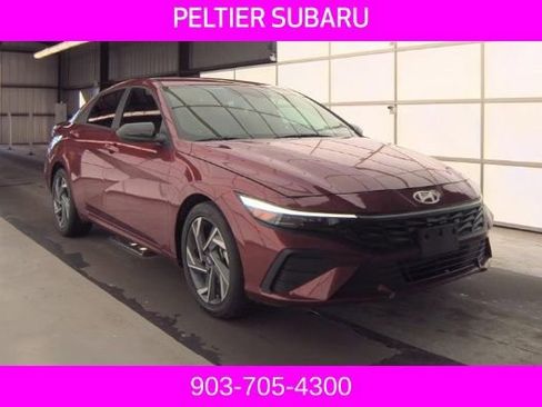 Used 2025 Hyundai Elantra Sport FWD image 1