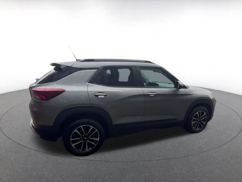 Used 2025 Chevrolet TrailBlazer LT image 14