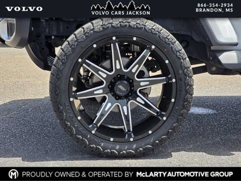 Used 2020 Jeep Wrangler Unlimited Sahara AWD/4WD image 28