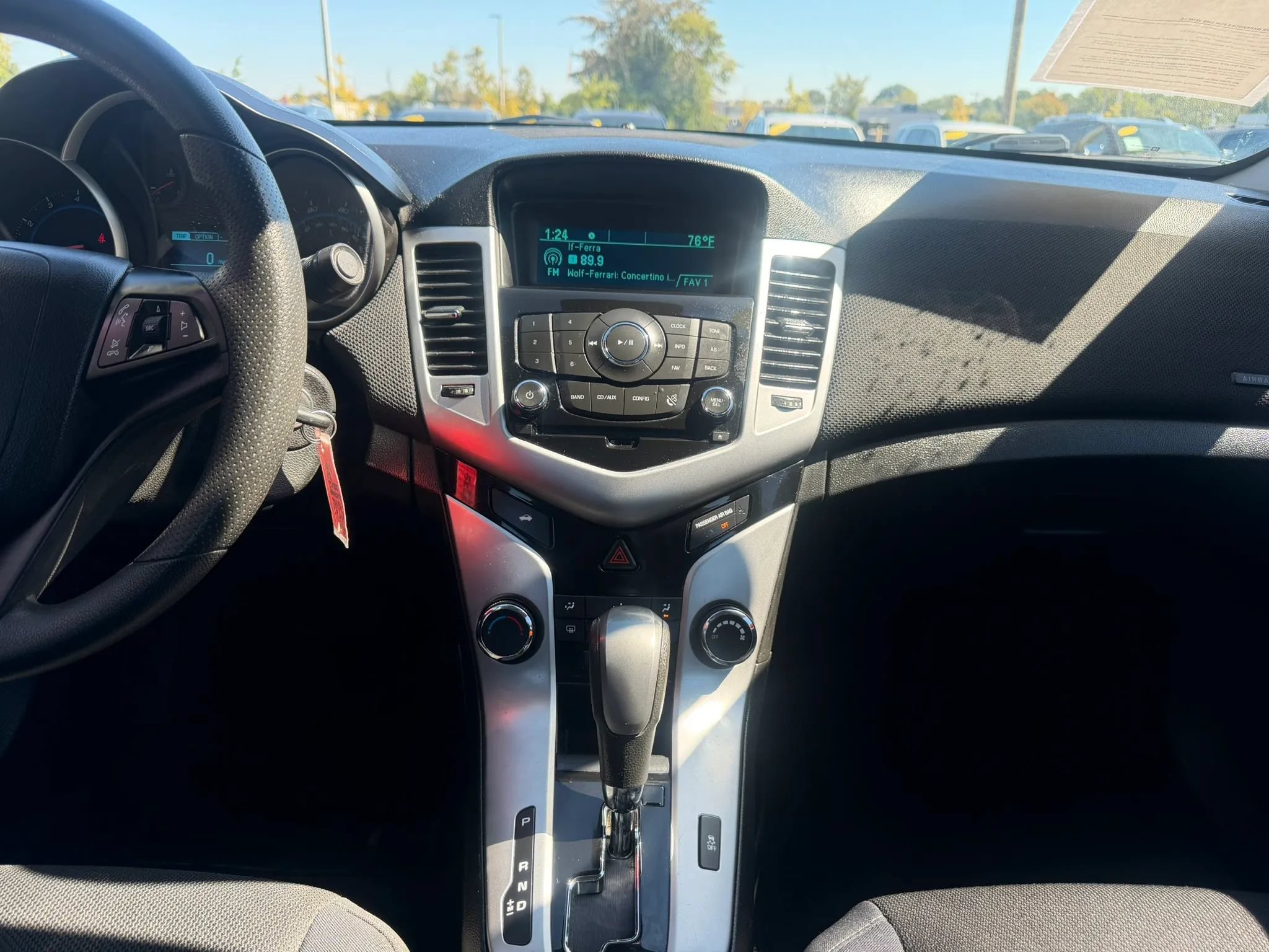 Used 2016 Chevrolet Cruze LT FWD image 24