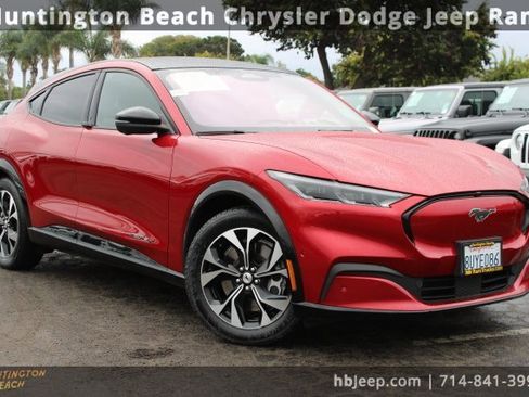 Used 2021 Ford Mustang Mach-E Premium image 1