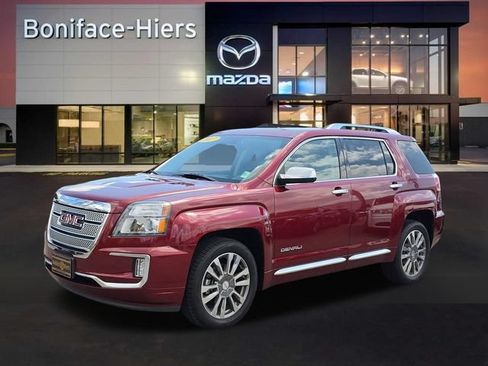 Used 2017 GMC Terrain Denali AWD/4WD image 2