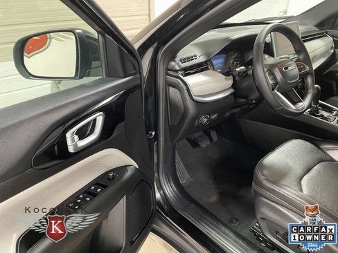Used 2024 Jeep Compass Limited AWD/4WD image 11