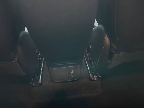 Used 2025 Buick Encore GX Preferred image 23