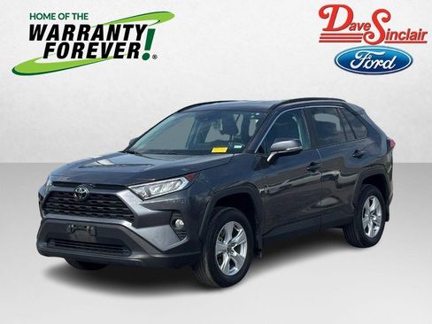 Used 2021 Toyota RAV4 XLE w/ XLE Grade Weather Package image 1