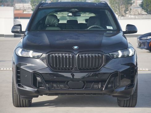 New 2026 BMW X5 sDrive40i w/ Executive Package image 2