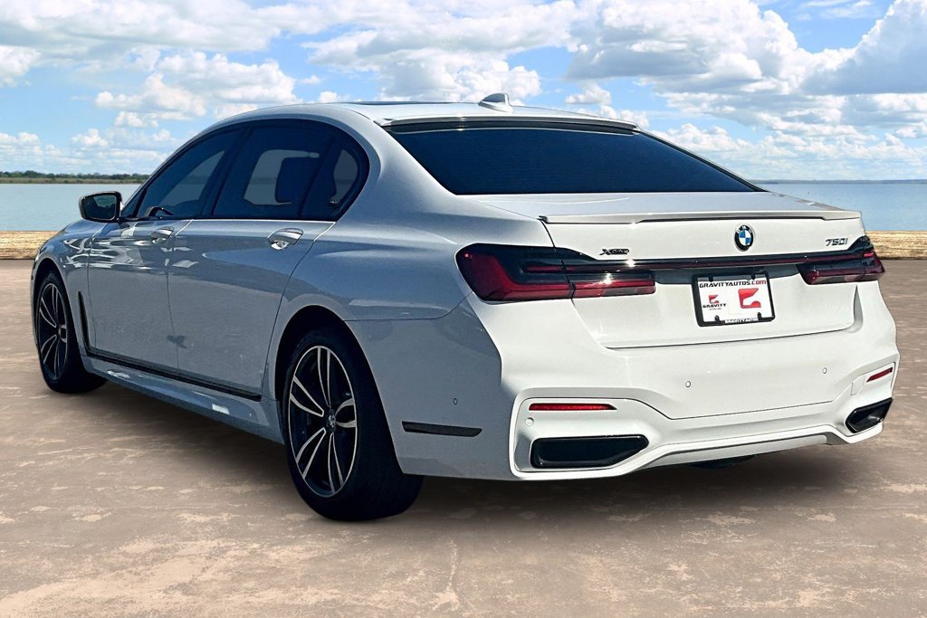 Used 2022 BMW 750i xDrive w/ Executive Package AWD/4WD image 6