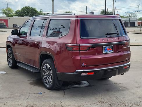 Used 2024 Jeep Wagoneer Series II w/ Flexible Seating Group AWD/4WD image 5