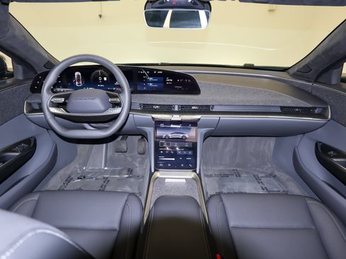 Used 2023 Lucid Air Pure AWD/4WD image 26