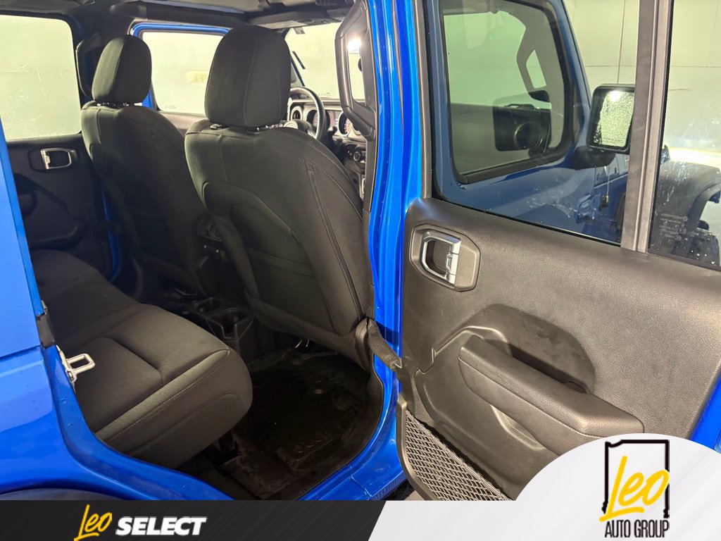 Used 2022 Jeep Wrangler Unlimited Sport AWD/4WD image 17