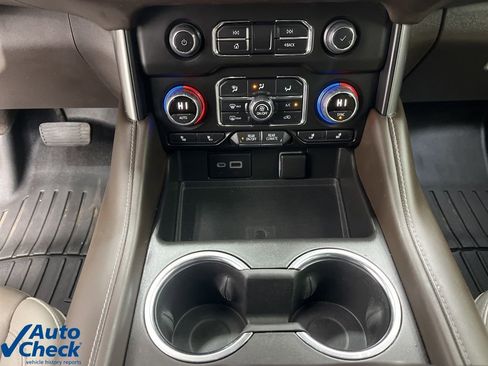 Used 2022 Chevrolet Tahoe Z71 w/ Luxury Package image 28