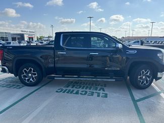 Used 2023 GMC Sierra 1500 SLT AWD/4WD video 2