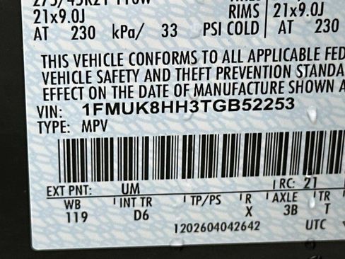 New 2026 Ford Explorer Platinum w/ LUX Leather Package AWD/4WD image 31