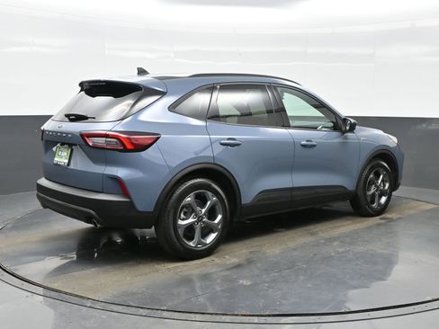 Used 2025 Ford Escape ST-Line image 6