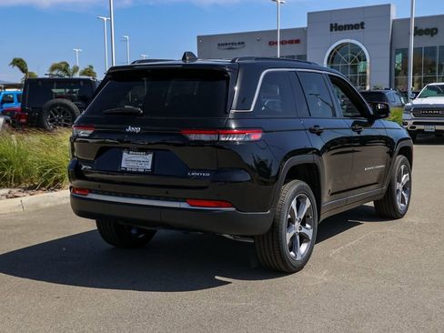 New 2026 Jeep Grand Cherokee Limited RWD image 4