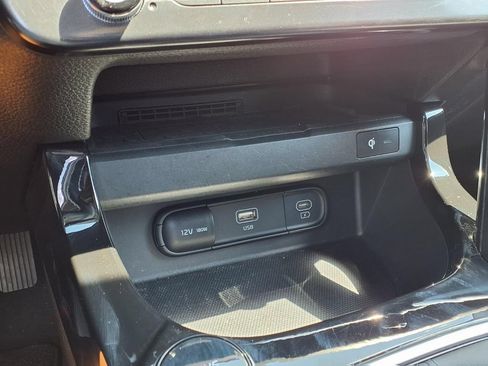 Used 2024 Kia Seltos EX AWD/4WD image 11