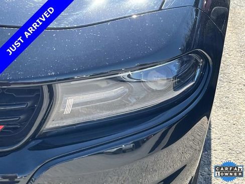 Used 2017 Dodge Charger SXT w/ AWD Plus Group image 8