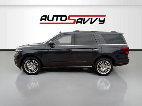 Used 2024 Ford Expedition Limited RWD image 4