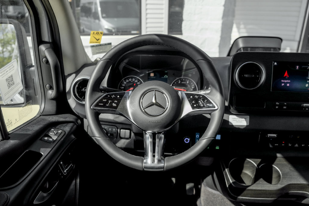 New 2025 Mercedes-Benz Sprinter 3500 image 22