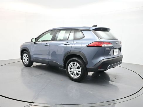 Used 2023 Toyota Corolla Cross L FWD image 5