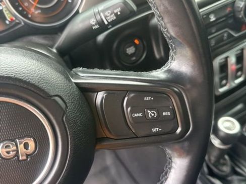 Used 2021 Jeep Wrangler Sport AWD/4WD image 23