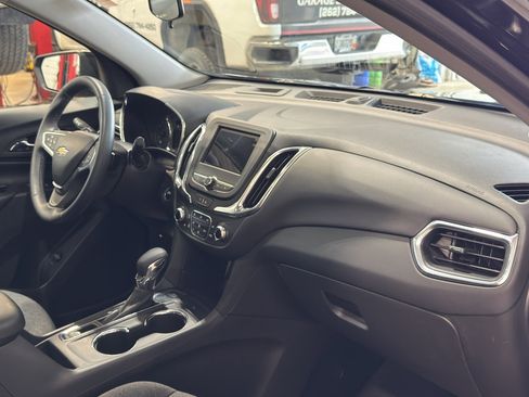 Used 2023 Chevrolet Equinox LT image 26