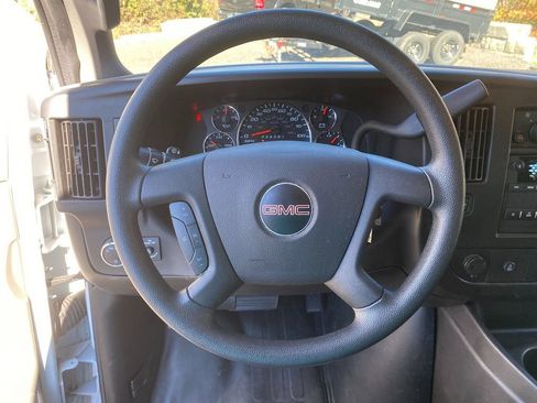 Used 2024 GMC Savana 2500 w/ Driver Convenience Package image 15