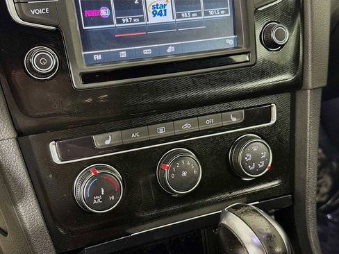 Used 2017 Volkswagen GTI S image 15