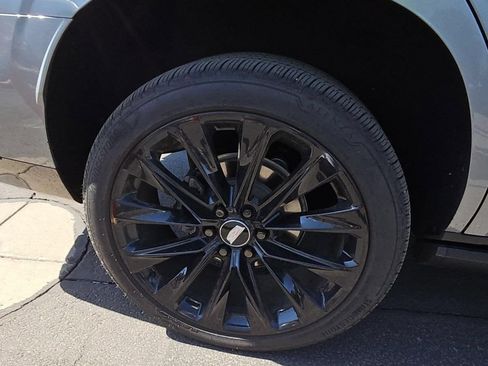 Certified 2025 Cadillac Escalade Sport Platinum AWD/4WD image 6
