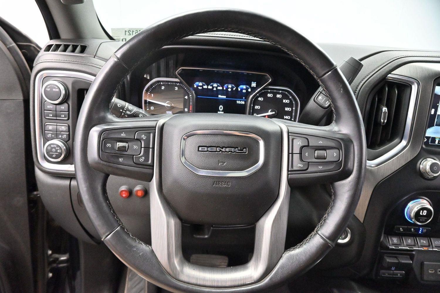 Used 2021 GMC Sierra 3500 Denali w/ Denali Black Diamond Edition AWD/4WD image 16