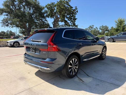 Certified 2023 Volvo XC60 B5 Plus AWD/4WD image 6