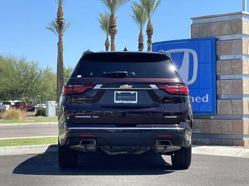 Used 2023 Chevrolet Traverse Premier AWD/4WD image 6