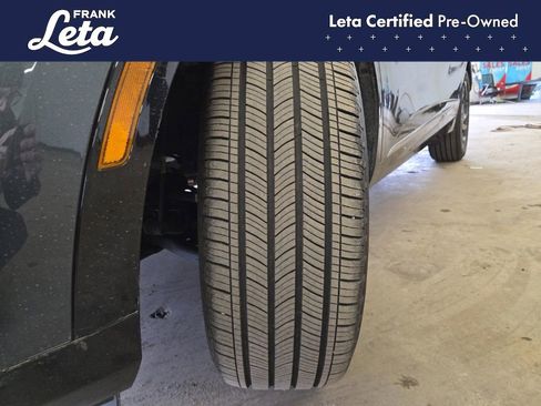 Used 2025 Kia Sportage SX image 25