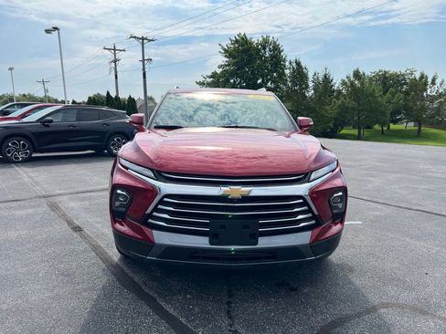Used 2025 Chevrolet Blazer Premier w/ Driver Confidence II Package FWD image 2