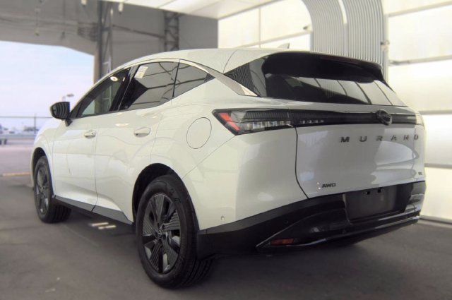 Certified 2025 Nissan Murano SL w/ Cargo Package AWD/4WD image 3