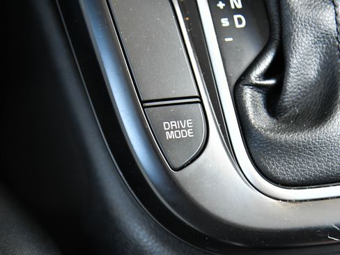 Used 2023 Kia Soul LX image 24