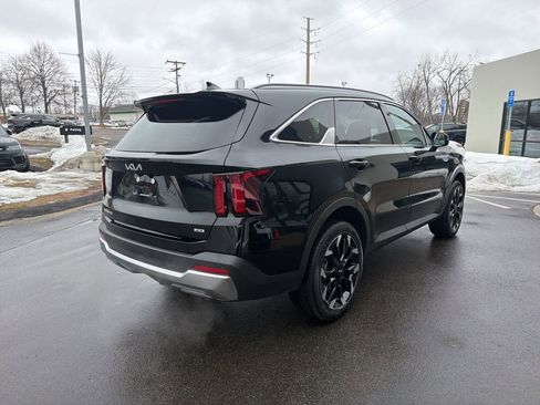 New 2026 Kia Sorento EX AWD/4WD image 6