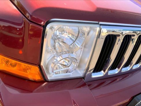 Used 2007 Jeep Commander Sport image 26